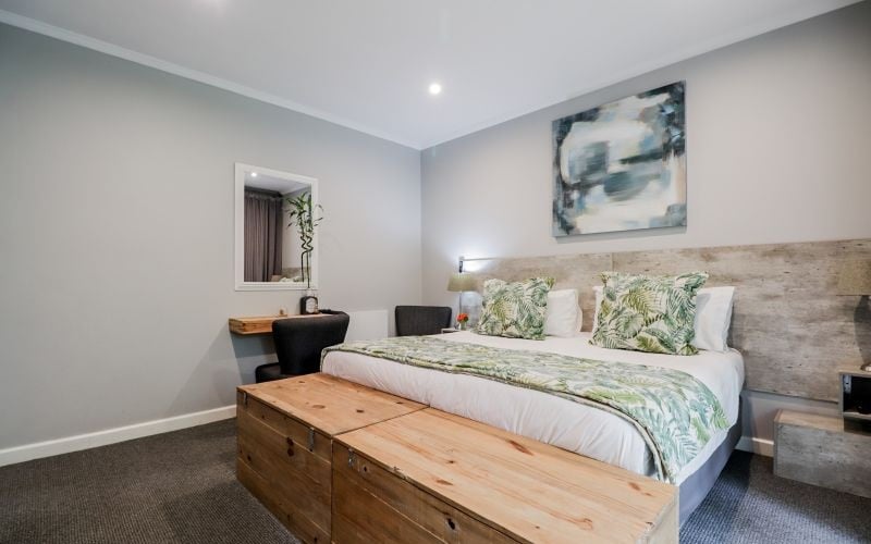 GreensGH-Room1